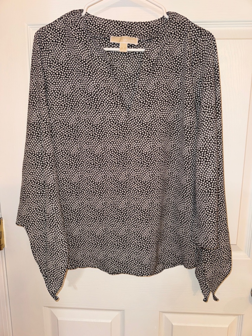 Michael Kors Black and White Patterned V-Neck Blouse
